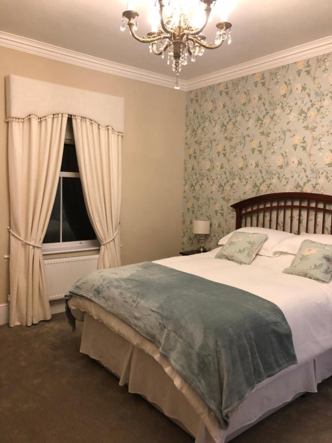 לינקולן The Old Lodge Guest House מראה חיצוני תמונה