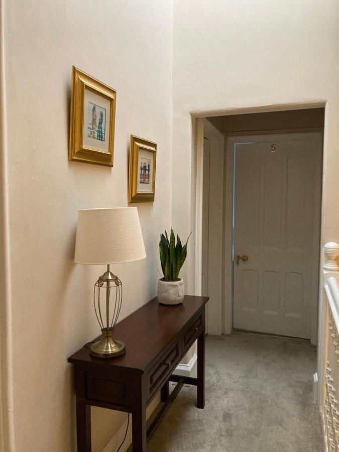לינקולן The Old Lodge Guest House מראה חיצוני תמונה
